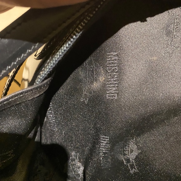 MOSCHINO Redwall Black Leather Red Heart Circle Round Shoulder Bag Vintage Rare - Picture 6 of 16